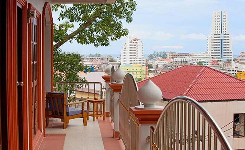 Hôtel Grand View à Patong Extérieur photo